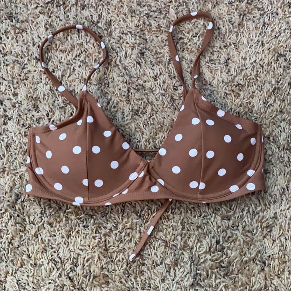Polkadot bikini top
